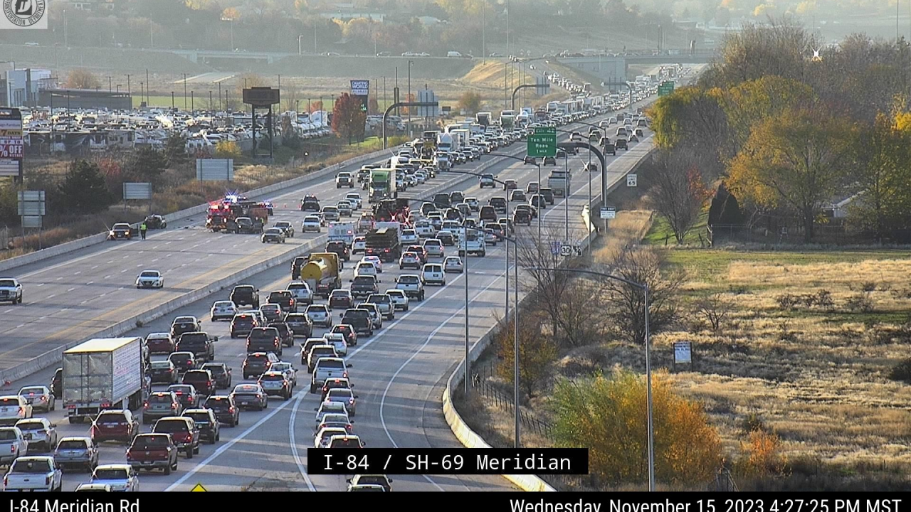 Traffic flowing again on I-84 eastbound after multiple lane closures